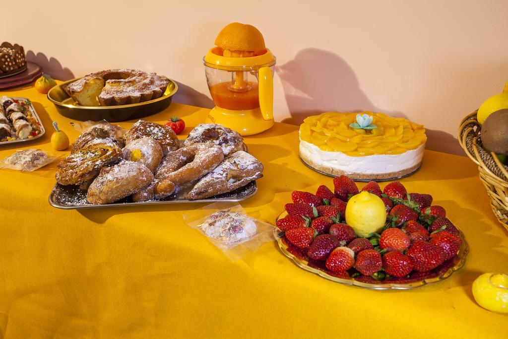 Siciliaetnamare Bed & Breakfast Riposto Exterior photo